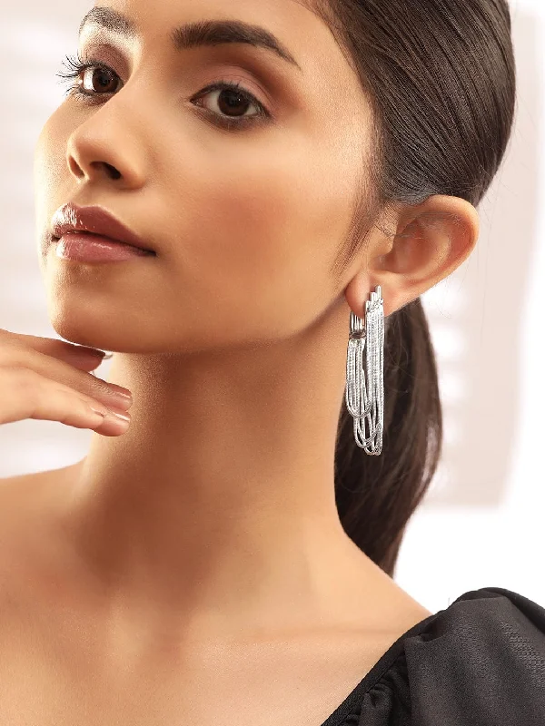 Discounted Jewelry For A Glamorous Look Rubans Voguish Modern Elegance Silver Plated Multiple Chain Earrings Discounted Jewelry For A Glamorous Look Rubans Voguish Modern Elegance Silver Plated Multiple Chain Earrings