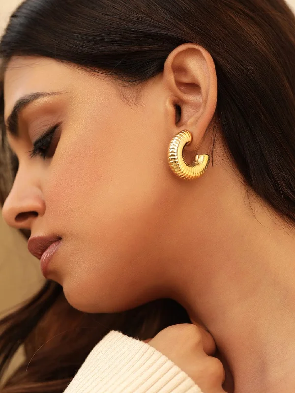 Dazzle With Discounts – Shop Jewelry On Sale Rubans Voguish Radiant Gold-Plated Hoop Earrings Dazzle With Discounts – Shop Jewelry On Sale Rubans Voguish Radiant Gold-Plated Hoop Earrings