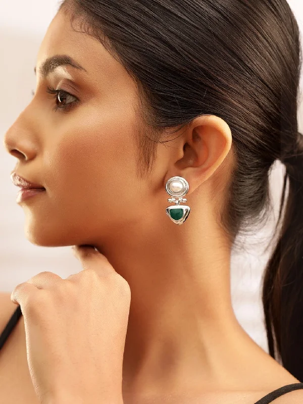 Stunning Jewelry At Even More Stunning Prices Rubans Voguish Rhodium plated Pearl studded Green Enamel Dangle Earrings Stunning Jewelry At Even More Stunning Prices Rubans Voguish Rhodium plated Pearl studded Green Enamel Dangle Earrings