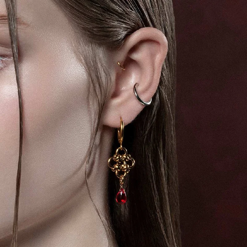 High-End Sparkle, Low-End Prices – Shop Now RUBIOUS. Chainmail & Red Glass Hoop Earrings - Gold High-End Sparkle, Low-End Prices – Shop Now RUBIOUS. Chainmail & Red Glass Hoop Earrings - Gold