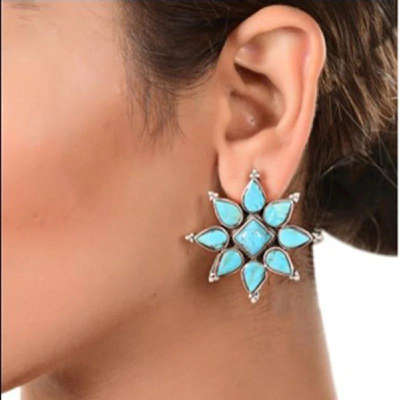Seasonal Jewelry Deals – Elevate Your Style Silver Mountain 925 Sterling Silver Stud Earrings Seasonal Jewelry Deals – Elevate Your Style Silver Mountain 925 Sterling Silver Stud Earrings