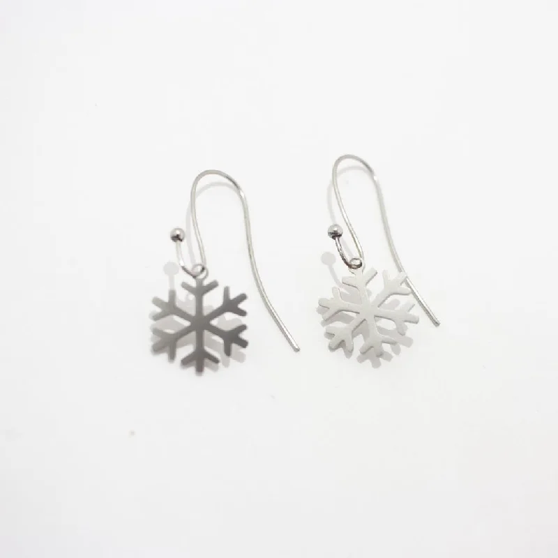 Shop Modern Jewelry Collections With Exclusive Discounts The Snowflake earrings