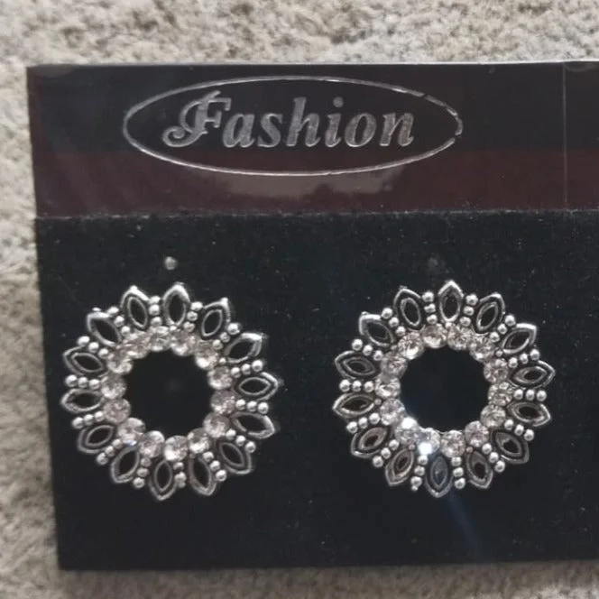 Final Call – Shop Exquisite Jewelry Before It's Gone Tahura Oxidised Plated Stud Earrings Final Call – Shop Exquisite Jewelry Before It's Gone Tahura Oxidised Plated Stud Earrings