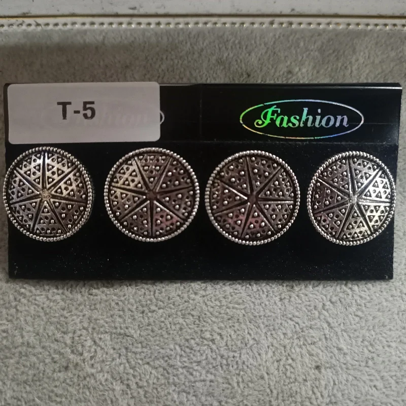 High-Quality Gemstone Jewelry For Special Occasions Tahura Oxidised Plated Stud Earrings High-Quality Gemstone Jewelry For Special Occasions Tahura Oxidised Plated Stud Earrings