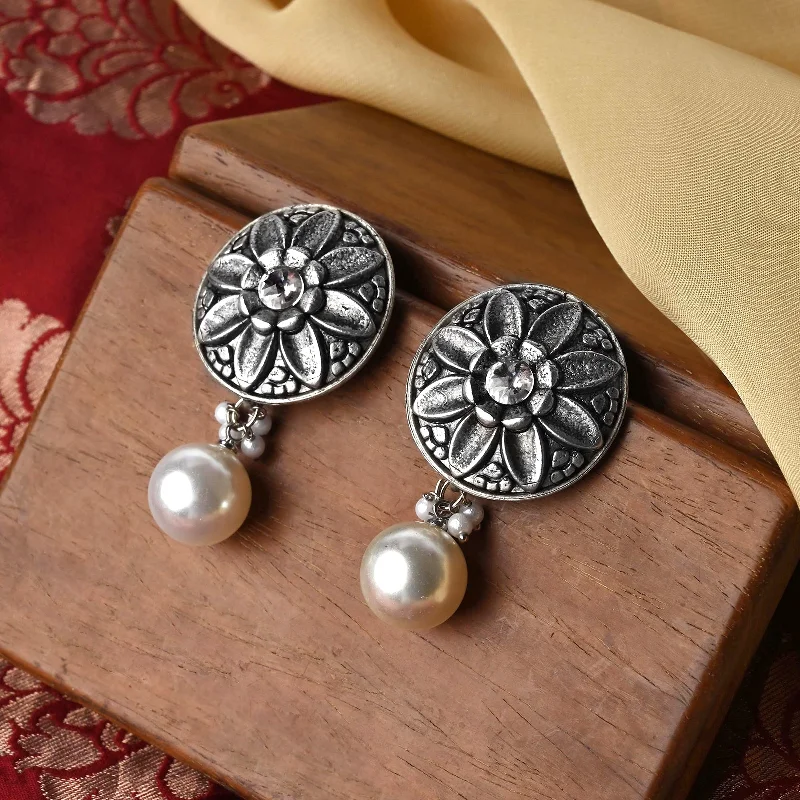 Shop Dazzling Jewelry At The Best Prices Teejh Amayra Silver Oxidised Earrings