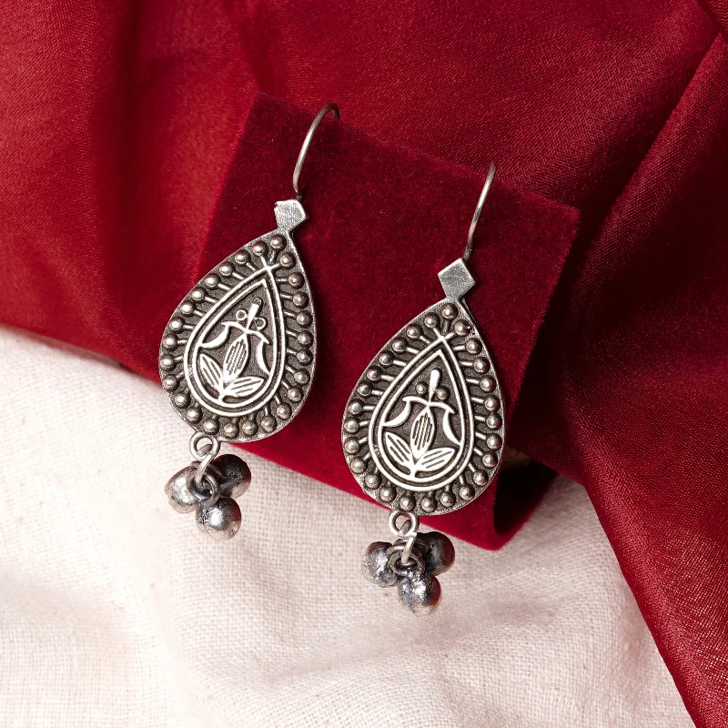 Dazzling Deals On Necklaces, Bracelets, And More Teejh Annapurna Silver Oxidised Earrings Dazzling Deals On Necklaces, Bracelets, And More Teejh Annapurna Silver Oxidised Earrings