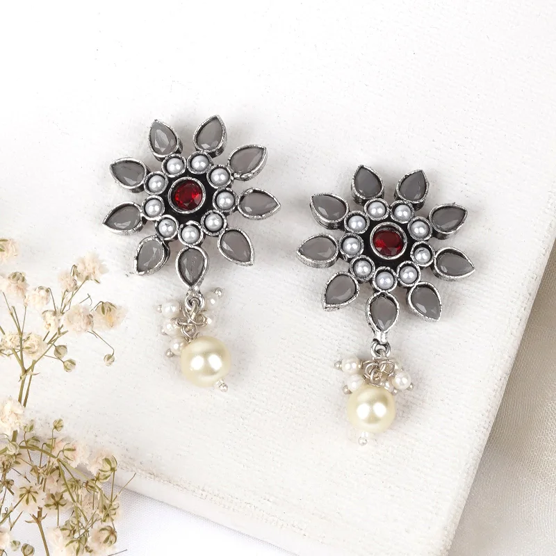Luxury Jewelry Clearance – Shop Premium Styles Now Teejh Eesha Grey and Pink Silver Oxidised Earring Luxury Jewelry Clearance – Shop Premium Styles Now Teejh Eesha Grey and Pink Silver Oxidised Earring