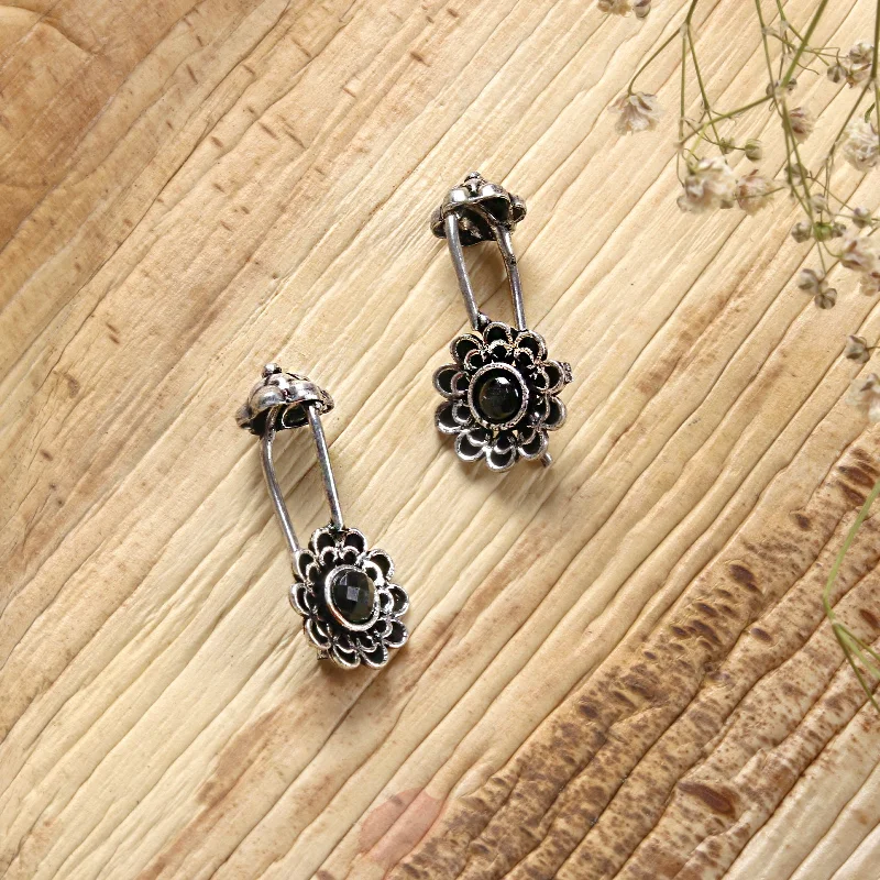 High-Quality Jewelry At A Fraction Of The Cost Teejh Gaurika Silver Oxidised Clip On Bugadi High-Quality Jewelry At A Fraction Of The Cost Teejh Gaurika Silver Oxidised Clip On Bugadi
