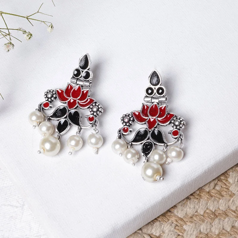 Don't Miss Out On Jaw-Dropping Jewelry Discounts Teejh Gurima Red and Black Silver Oxidised Earring Don't Miss Out On Jaw-Dropping Jewelry Discounts Teejh Gurima Red and Black Silver Oxidised Earring