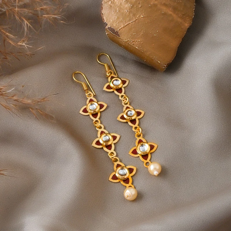 Affordable Glamour – Must-Have Jewelry At Special Rates Teejh Tvarita Maroon Gold Earring Affordable Glamour – Must-Have Jewelry At Special Rates Teejh Tvarita Maroon Gold Earring