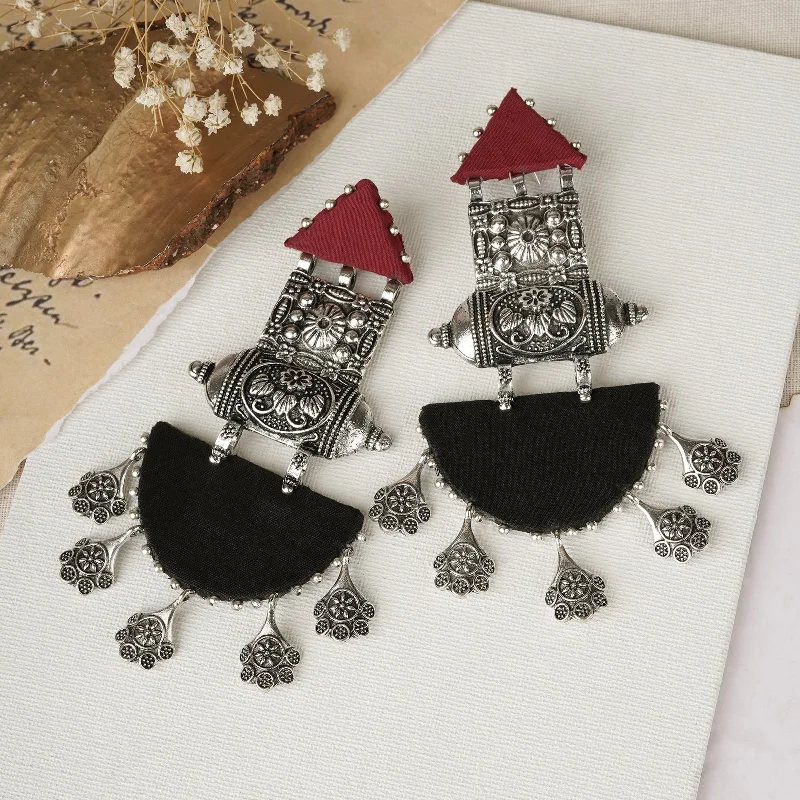 Timeless Elegance At Unbelievable Discounts Teejh Yaalini Maroon and Black Fabric Earring Timeless Elegance At Unbelievable Discounts Teejh Yaalini Maroon and Black Fabric Earring