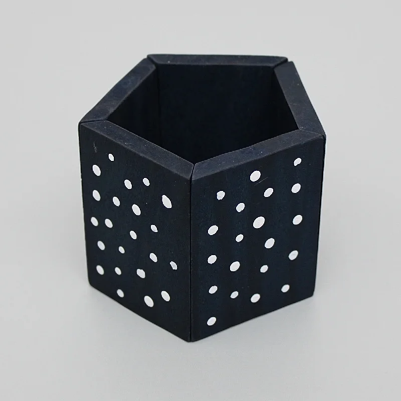 Fashion-Forward Geometric Jewelry For Contemporary Style Blue Polka Dot Chunky Bracelet Fashion-Forward Geometric Jewelry For Contemporary Style Blue Polka Dot Chunky Bracelet