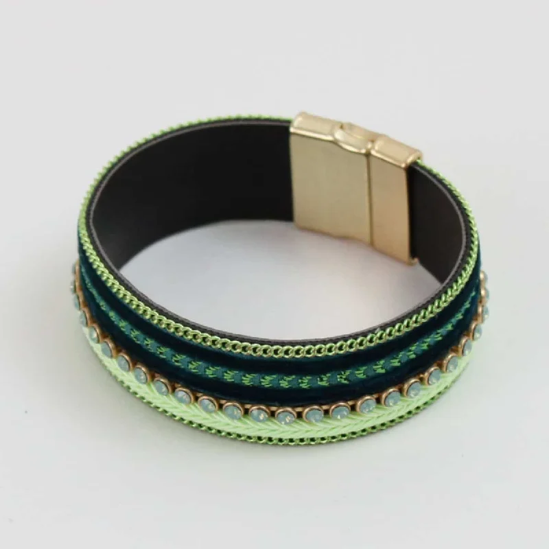 Trending Jewelry Styles Now At Limited-Time Discounts Handcrafted Green Leather Bracelet Trending Jewelry Styles Now At Limited-Time Discounts Handcrafted Green Leather Bracelet