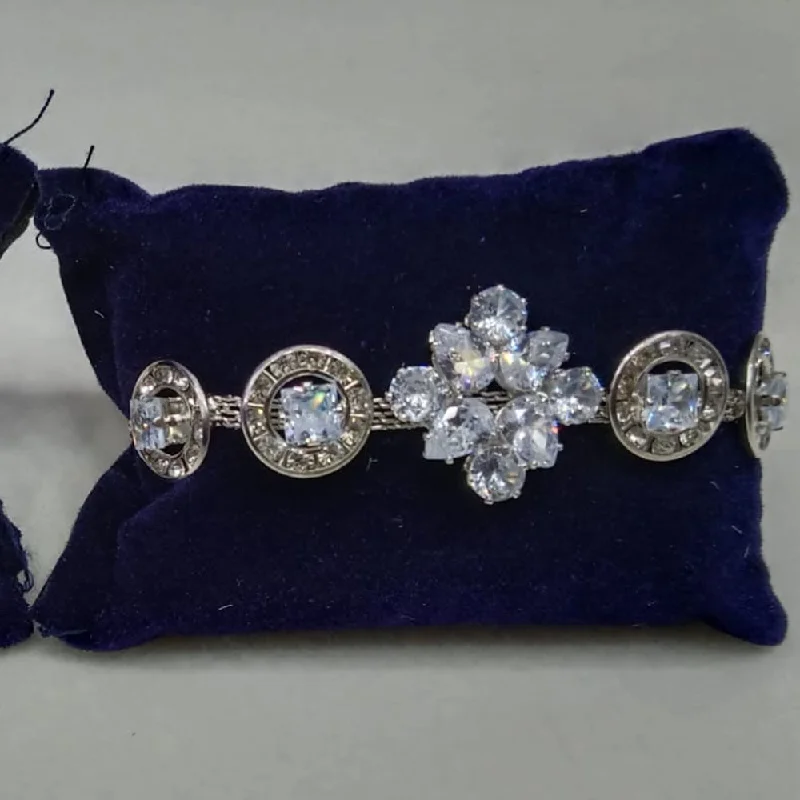 Elegant Jewelry, Exclusive Prices – Shop Now Tip Top Jewellers Silver Plated Crystal Stone Bracelet Elegant Jewelry, Exclusive Prices – Shop Now Tip Top Jewellers Silver Plated Crystal Stone Bracelet