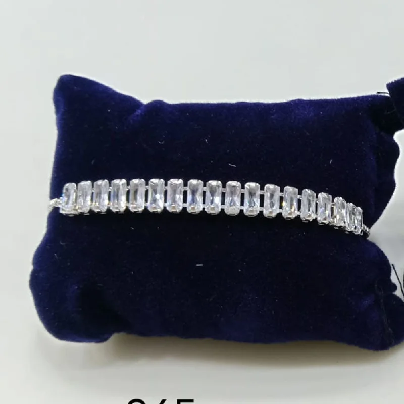 Premium Jewelry Now Available At Special Discounts Tip Top Jewellers Silver Plated Crystal Stone Bracelet Premium Jewelry Now Available At Special Discounts Tip Top Jewellers Silver Plated Crystal Stone Bracelet