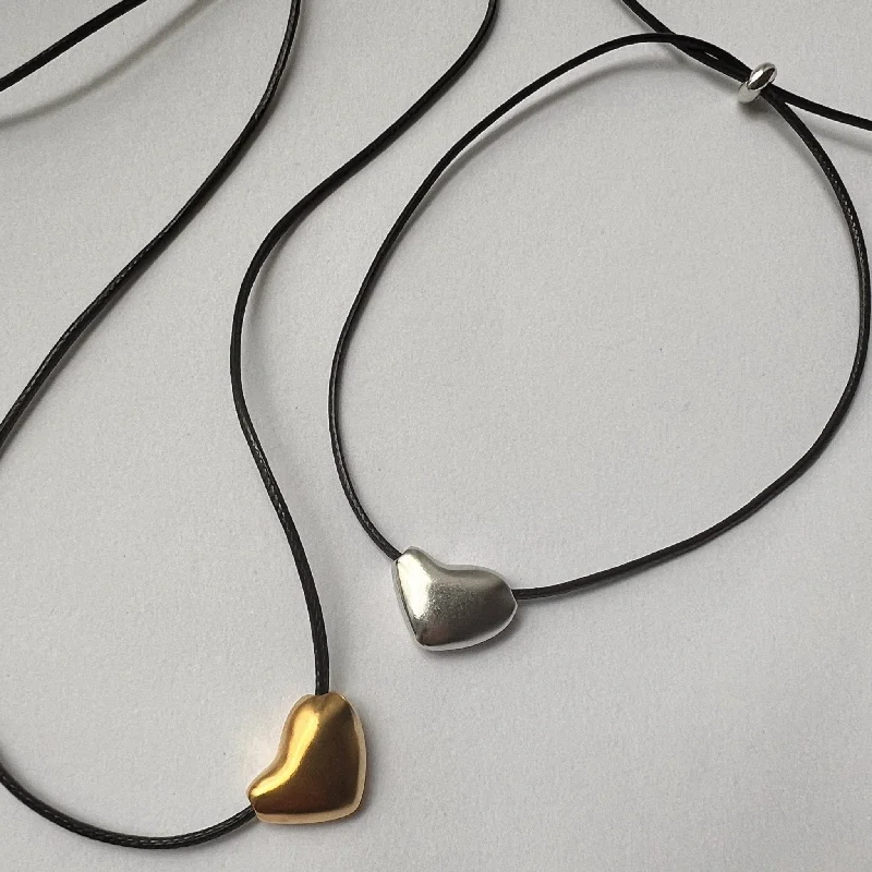 Flash Jewelry Sale – Get Stunning Pieces At Low Prices 'Heart in the Clouds' Cord Necklace