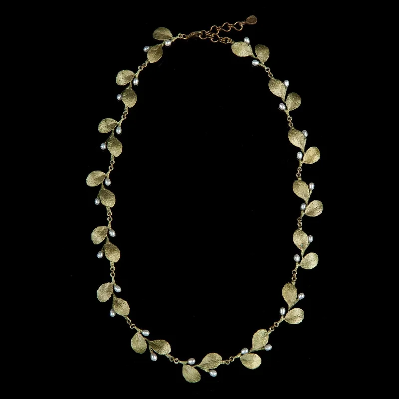 Versatile Layering Jewelry For Effortless Chic Irish Thorn Necklace - Tailored Leaves