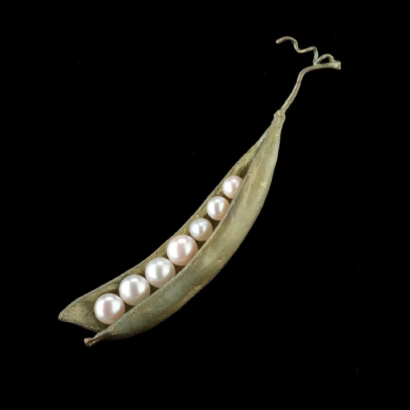 Luxury Meets Affordability – Jewelry Sale Live Now Pea Pod Brooch - 7 Pearls