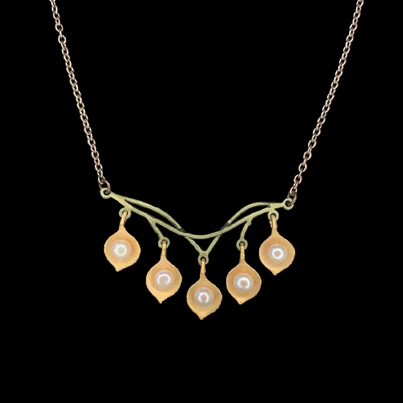 Luxury Jewelry Sale – Elegant Styles At Unbeatable Prices Round Leaf Eucalyptus Necklace - Bar