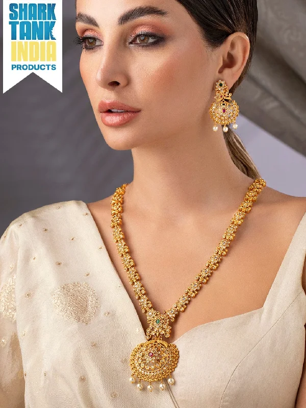 Special Offers On Handcrafted And Designer Jewelry Rubans Gold-Toned Stone-Studded Handcrafted Jewellery Set Special Offers On Handcrafted And Designer Jewelry Rubans Gold-Toned Stone-Studded Handcrafted Jewellery Set