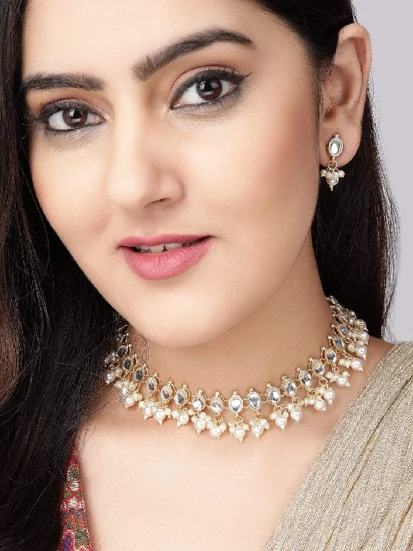 Limited-Stock Jewelry Sale – Once It's Gone, It's Gone Rubans Gold Plated Kundan Delicate Necklace Set Limited-Stock Jewelry Sale – Once It's Gone, It's Gone Rubans Gold Plated Kundan Delicate Necklace Set